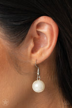 Load image into Gallery viewer, Paparazzi Accessories All The Trimmings - Ivory