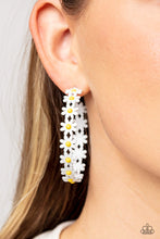 Load image into Gallery viewer, Daisy Disposition White Flower Hoop Earrings
