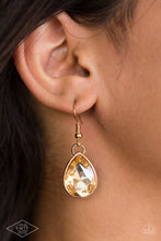 Load image into Gallery viewer, Show-Stopping Shimmer - Gold Necklace

