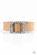 Load image into Gallery viewer, Paparazzi Diamond Diva - Brown
