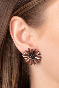 Daisy Dilemma - Copper Earring